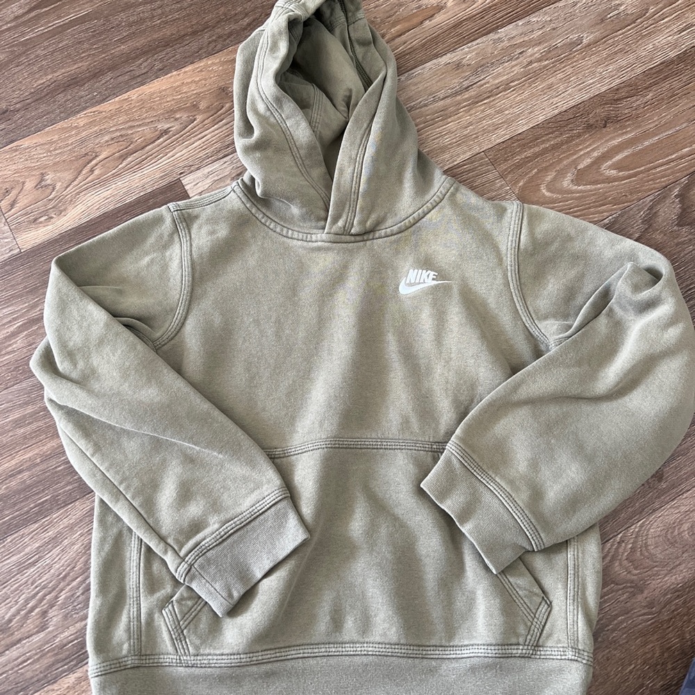 Boys girls Nike hoodie youth size small 6/7